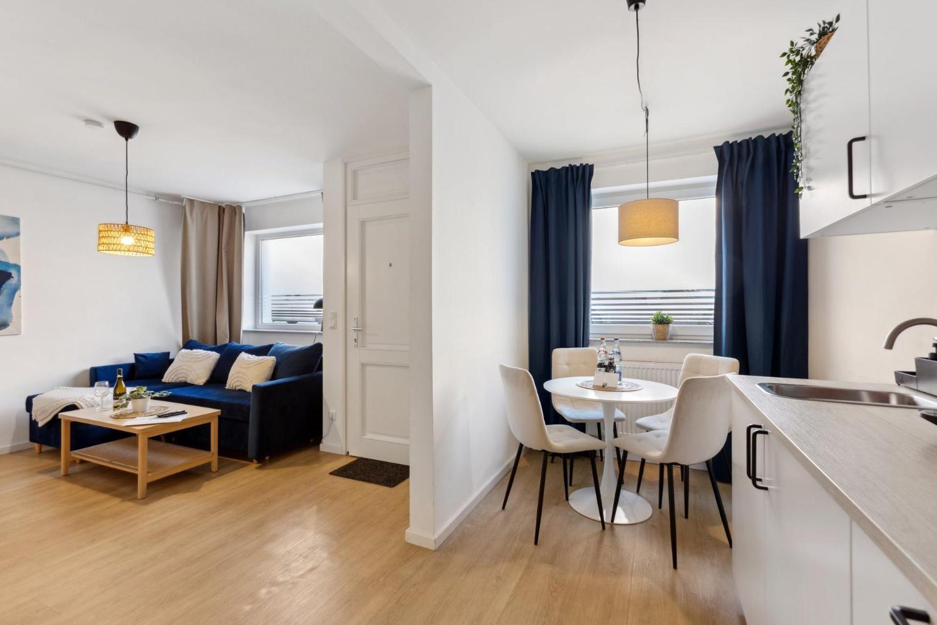 Stylisches 2-zimmer Ambient In Alsternaehe Mit Kingsize-bett & Schlafsofa *